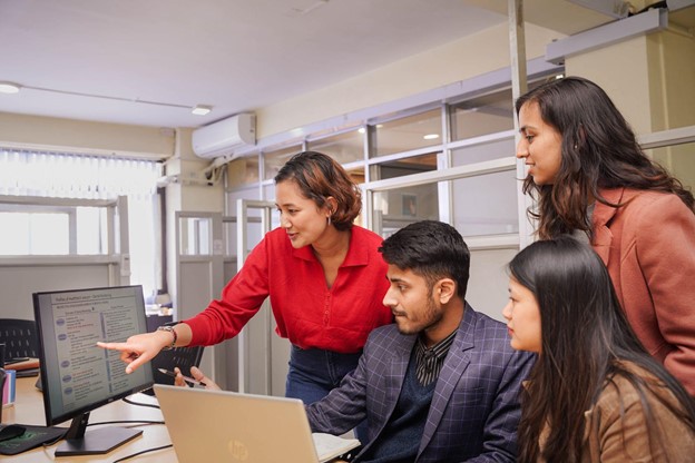 How to Choose a Ideal Consultant for Your Business